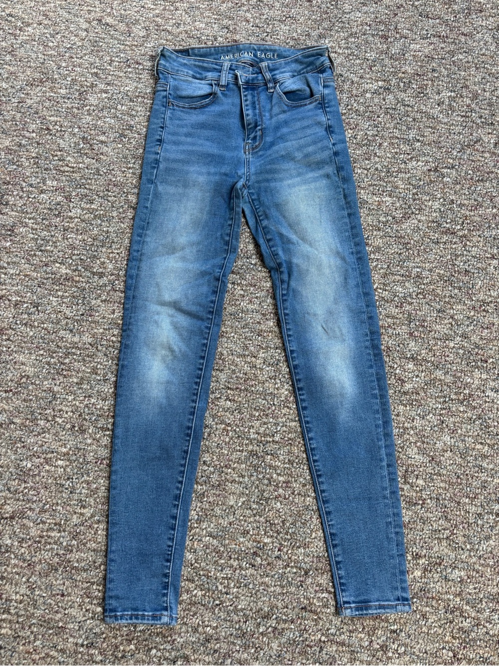 American Eagle Outfitters Skinny Jeans - Medium Blue Wash